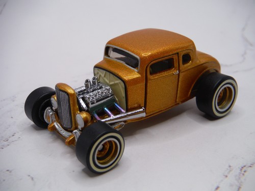 2021 Hot Wheels RLC Red Line Club '32 Ford Coupe Gold Metalflake 1/17500 lose