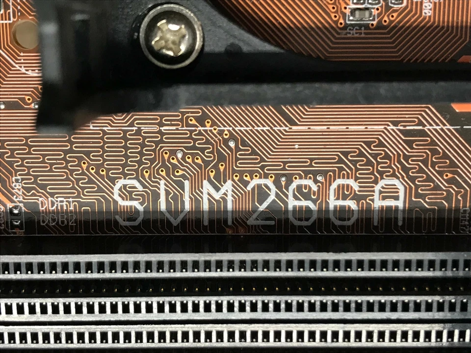 VIA SVM266A Motherboard 478 KT266A DDR ATX Intel Pentium 4 2GHz - Image 4 of 4