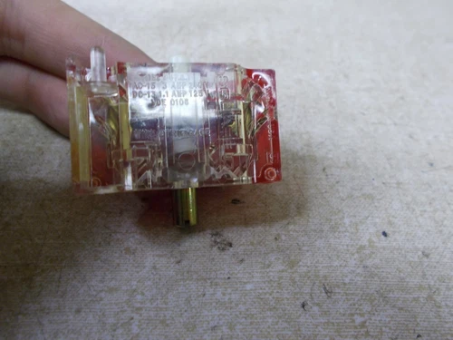 Cutler Hammer 10250T 600V Contact Block *FREE SHIPPING*