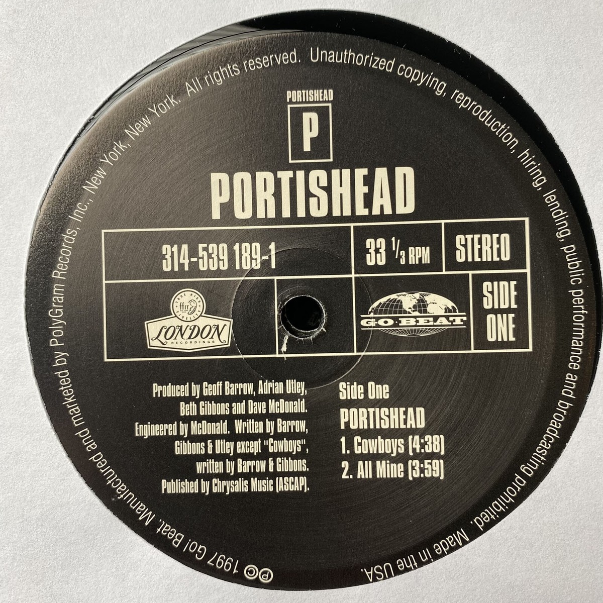 PORTISHEAD PORTISHEAD レコード PORTISHEAD - Portishead (180-gram) - Amazon.com Music