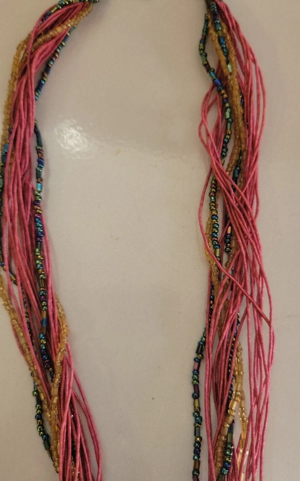 COLLAR CON CUENTAS COLGANTE MADREPERLA ROSA Y MORADO TONOS Foto 4 de 4