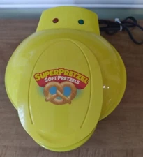 Intertek Smart Planet Yellow Soft Pretzel Maker 120V Electric