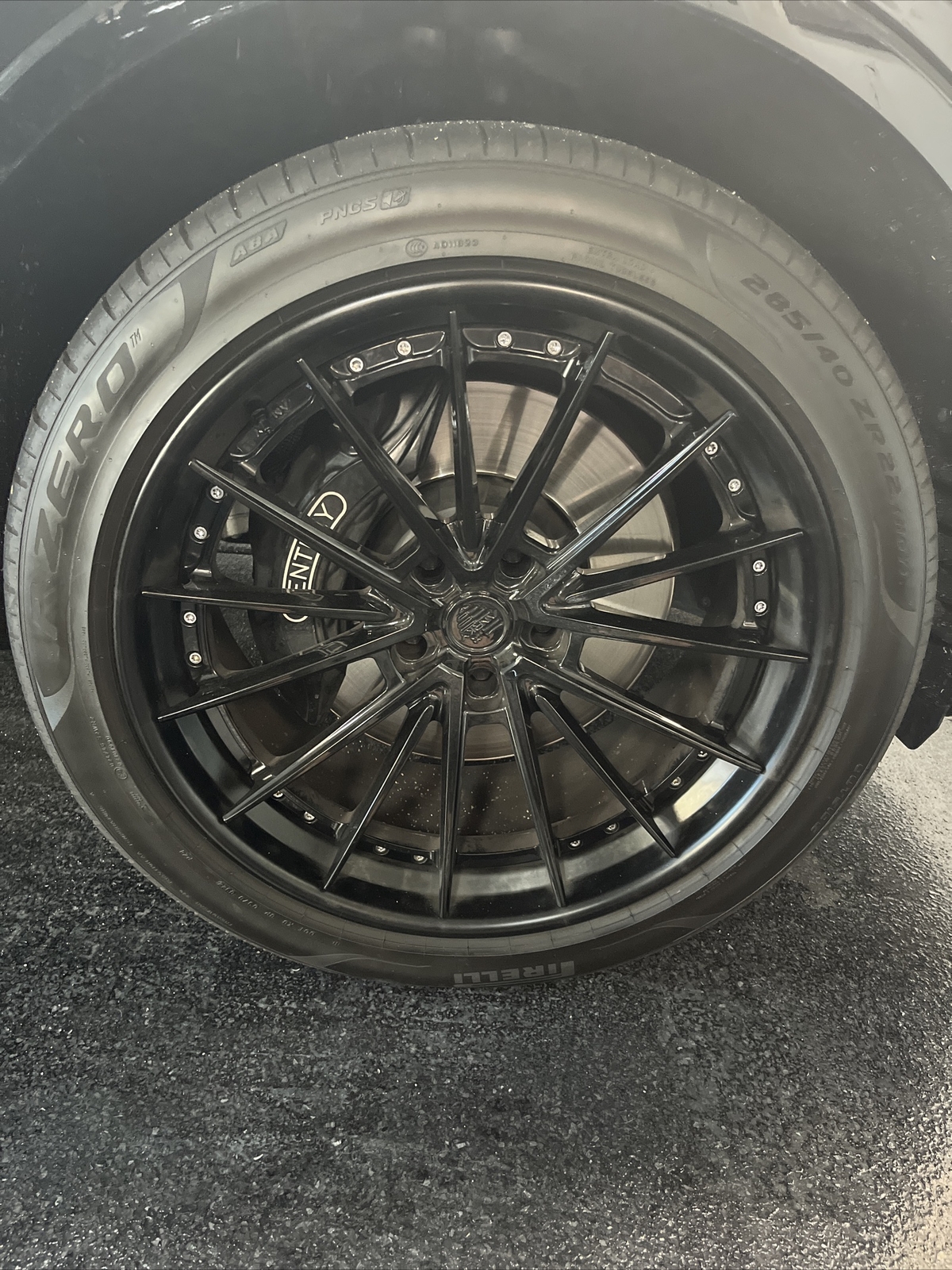 Bentley Bentayga 22 Inch Black ANRKY wheels  With 285/40 Tires - BARELY USED