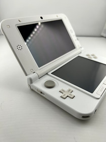[A-rank] Nintendo 3DS LL XL console White  with Charger/Stylus