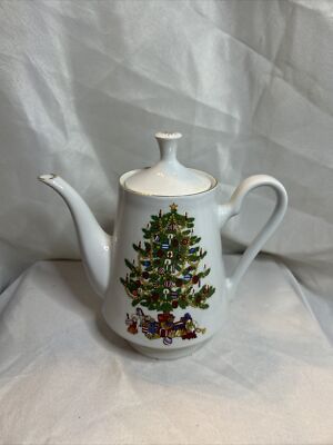 Vtg. Crown Ming 22K Gold paint Fine China Christmas Tree Tea Pot EUC Jian Shiang