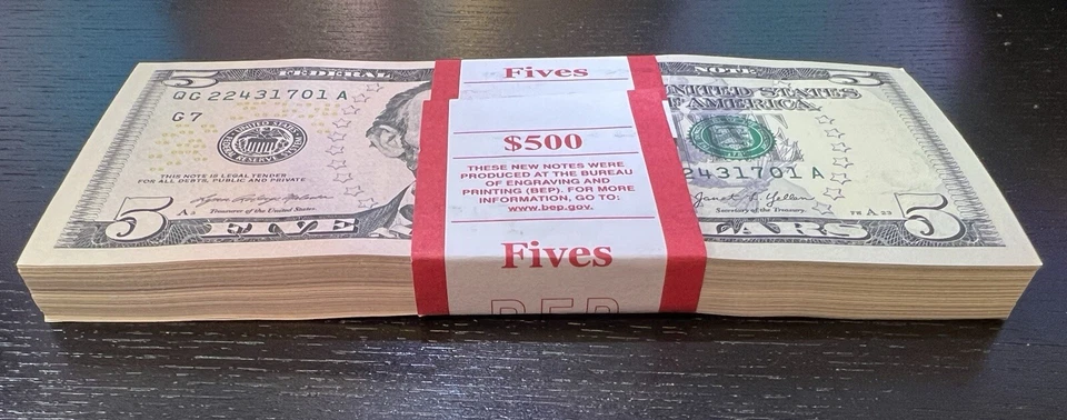 100 $5 Five Dollar Bills ($500) Gem Uncirc Consecutive Sequential Note *1 Strap* - Image 3 of 4