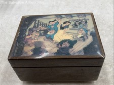 Vintage Disney Snow White And The Seven Dwarfs Collectible Wooden Music Box