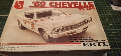 AMT Ertl 1969 Chevrolet Chevelle SS 396 1/25 6567