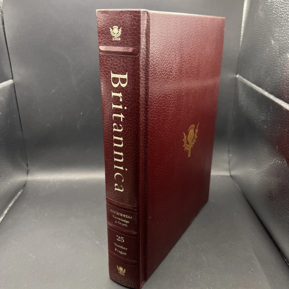 Preços baixos em Numerado Encyclopædia Britannica, Inc Antiquário