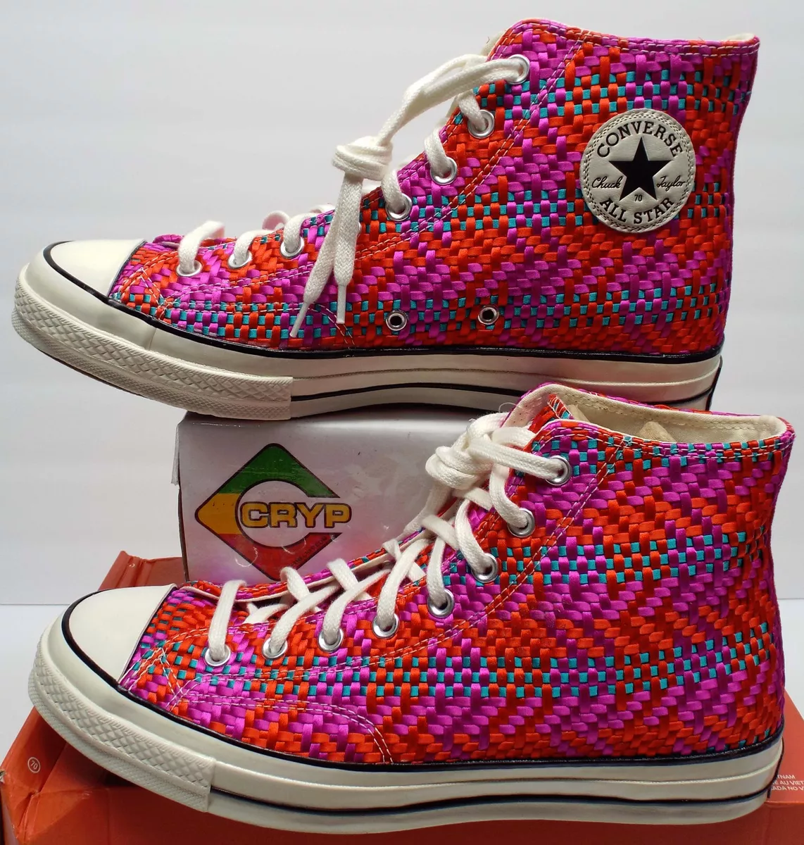 Pink top pop converse