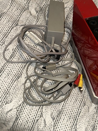 Red Wii - Picture 6 of 11