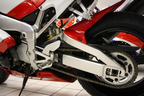 Yamaha YZF R1 show condition. 606 miles . BIKE IS NOW SOLD - Picture 6 of 12