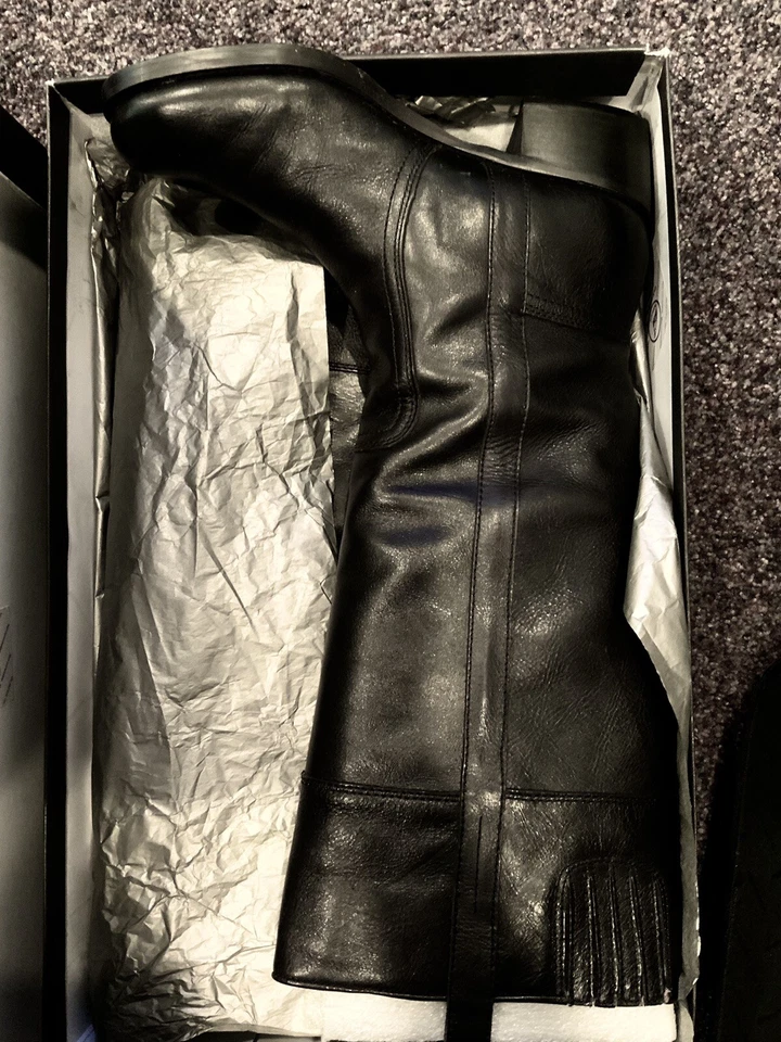 Botas hasta la rodilla para mujer talla 10 negras en caja original de Sole Society Foto 2 de 4