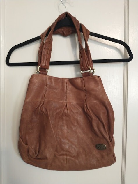 UGG Women's Leather Purse Cognac Light Brown Shoulder Bag Magnetic Snap  Closure