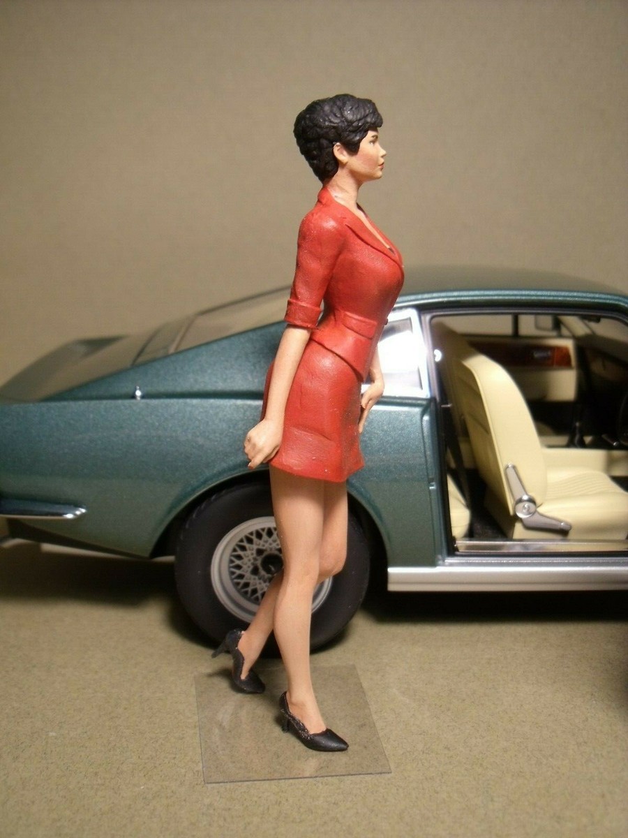 FIGURINE 1/18 PEINTE ROXANNE VROOM POUR AUTOART MINICHAMPS 1 18 984349
