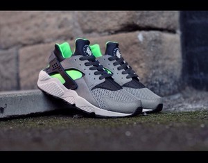 air huarache 5.5 uk