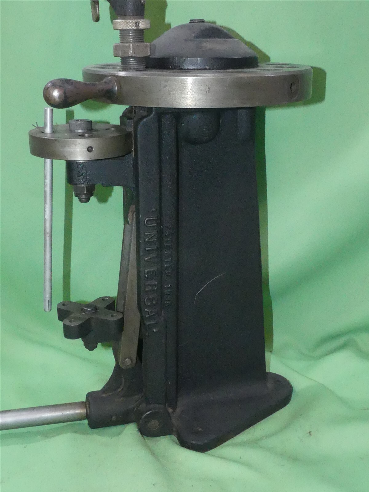 2973 Hollywood 12 station indexing turret press & powder measure eBay