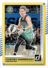 2025 Donruss WNBA #34 Courtney Vandersloot