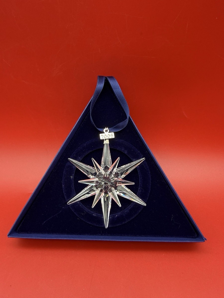 Swarovski Crystal 2005 Annual Christmas Ornament Rockefeller