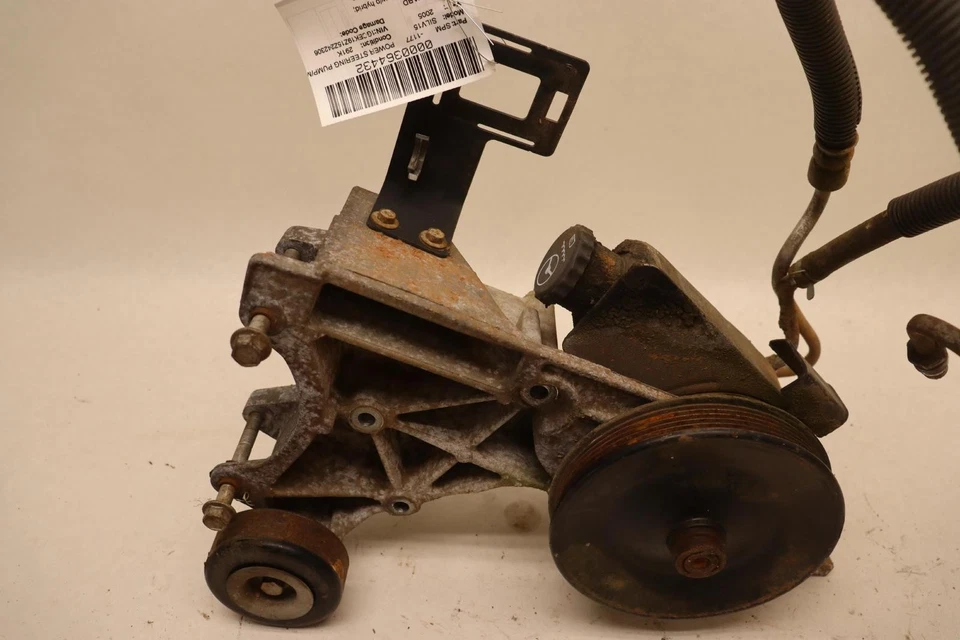 Chevy Silverado 1500 2003-2007 4x4 cabina extendida bomba dirección asistida motor OEM Foto 2 de 4