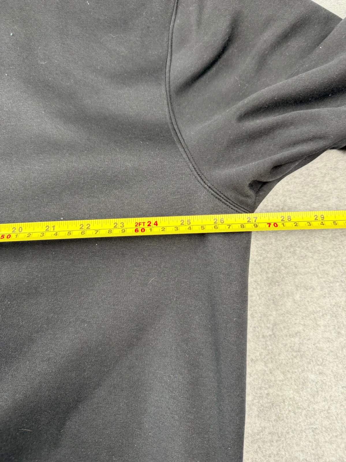 Under Armour Mens Sweatshirt XL Black Pullover Crewneck Athletic Logo thumbnail 3