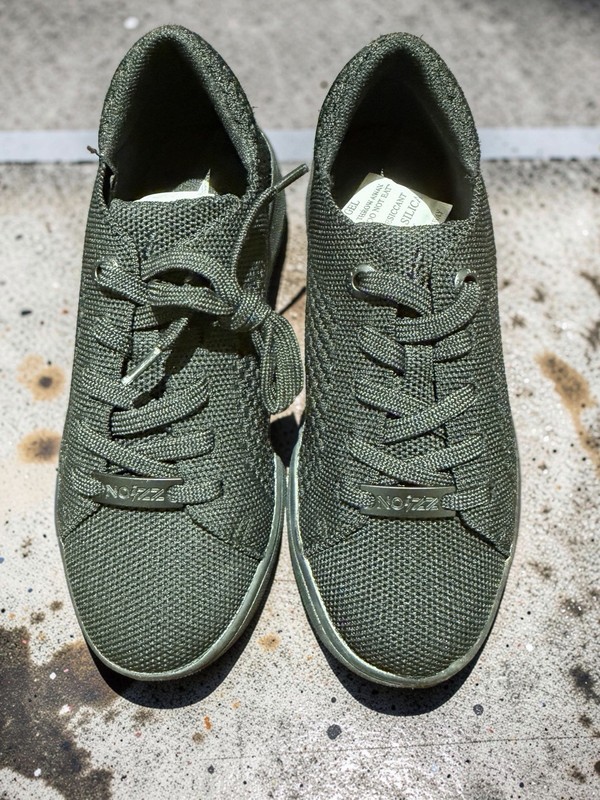Noizz Black Boys Sneakers Shoes Size 32
