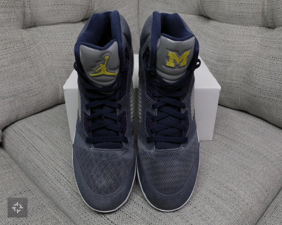 Botines de fútbol Nike Jordan 5 Retro Force Savage Michigan PE Promo para hombre talla 15 Foto 4 de 4
