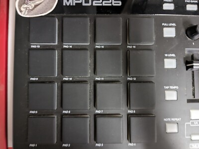 Akai Professional MPD226 Midi Pad Controller with 16 MPC Pads | eBay