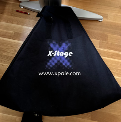 X-POLE STAGE LITE SET - STANGE UND BODENPLATTEN 2x3 AUFDRUCK UND TRAGETASCHEN