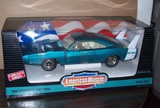 1:18 1969 Dodge Charger Daytona - Bright Turquoise Metallic - MOPAR NATIONALS 96