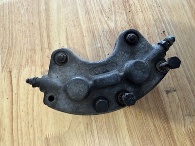 Cleveland Wheel & Brake brake caliper assembly 30-65 Piper Seneca PA32 PA34