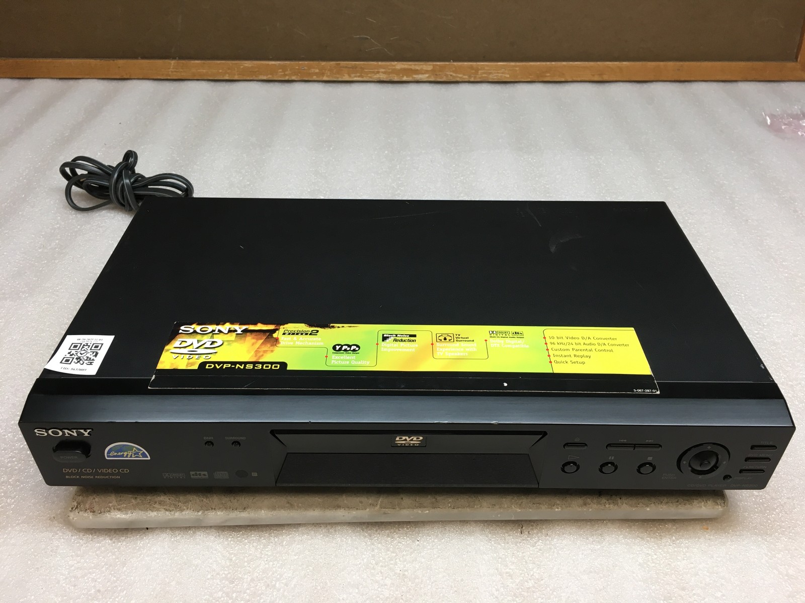 Sony DVP-NS300 CD/DVD Player Remote and AV Cables NOT Included
