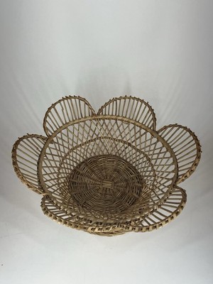 Ratan Wicker Woven Basket Flower Shaped Pedestal *read Boho Country Cottage