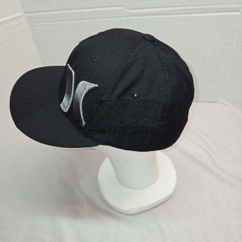 Hurley Solid & Stripes Black With Black Flexfit Hat Sm/Med Diff ...