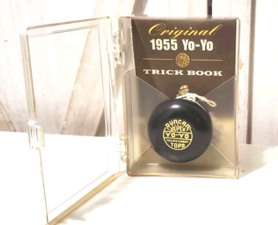 Duncan Black Super Yo-Yo Tournament Tops plus 1955 Original Trick Book Guide