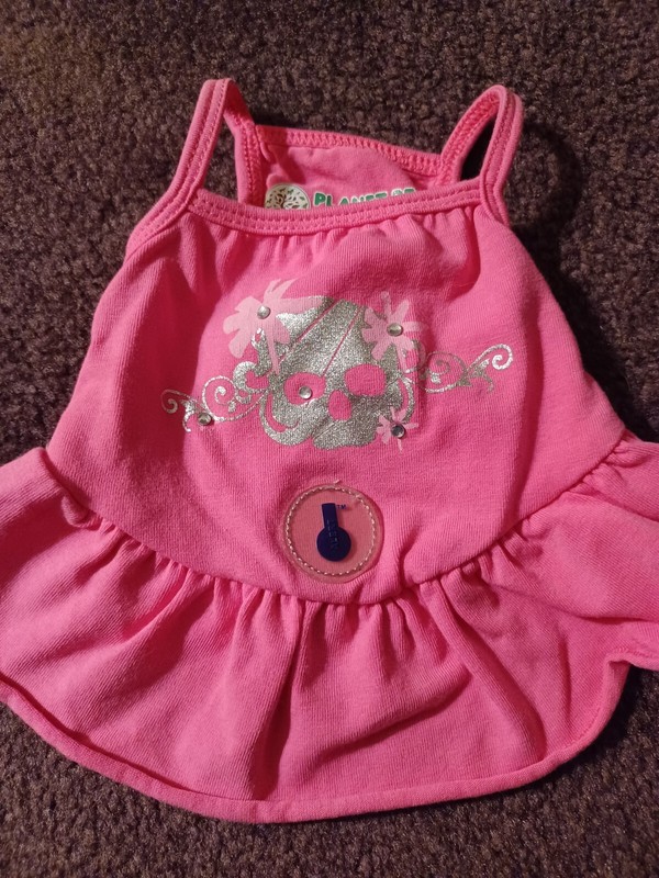DOG PINK DRESS BY PLANET PETLAND PETCO SIZE XXS. EUC SILVER SKULL EMBLEM EUC