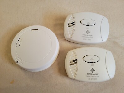 Lot of 3 New Without Box First Alert Smoke / Carbon Monoxide Alarms (READ DESC)