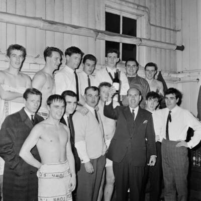 Welsh professional footballer and manager Trevor Morris celebrate w - Old Photo