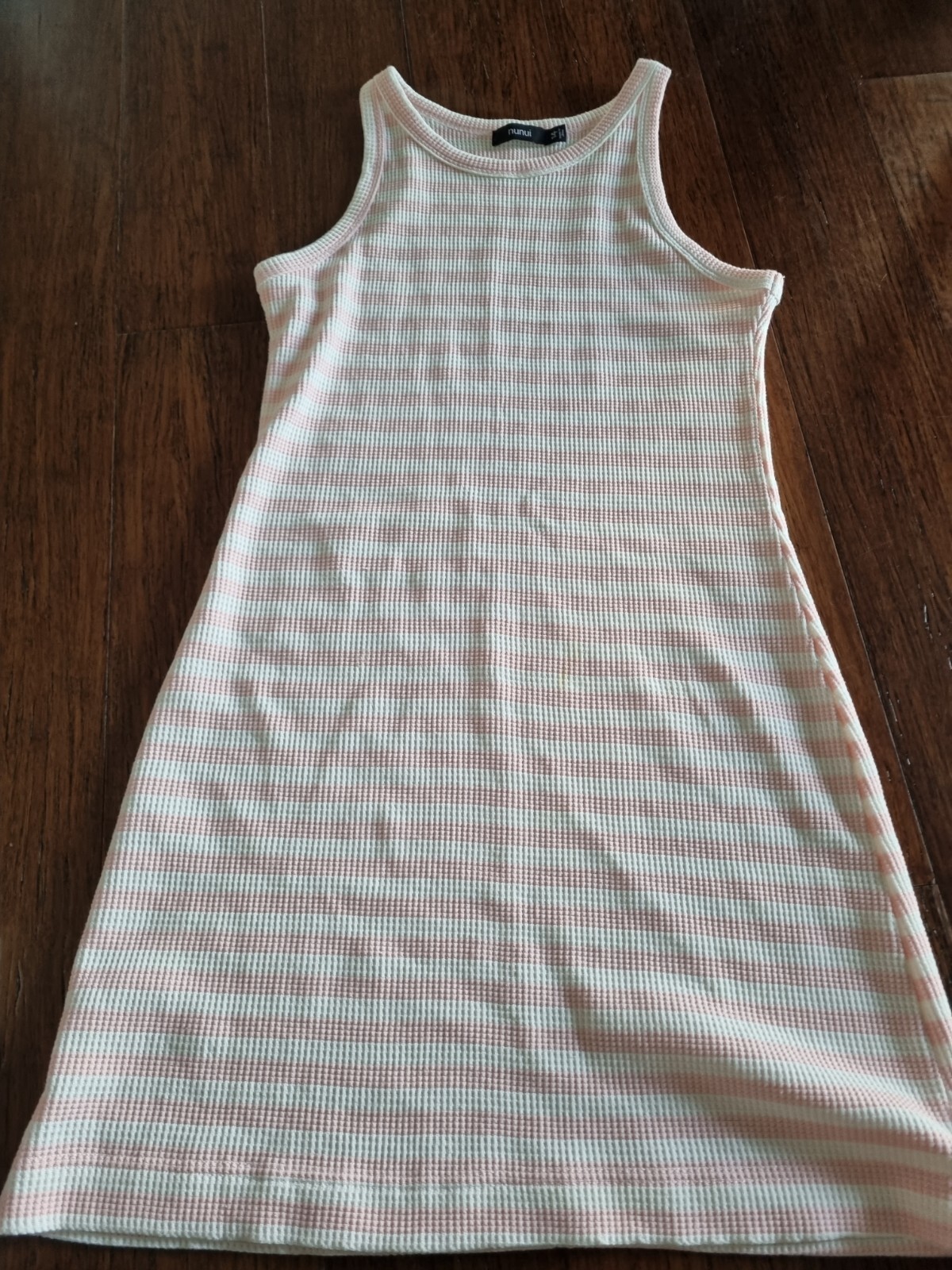 Picture 1 of 4