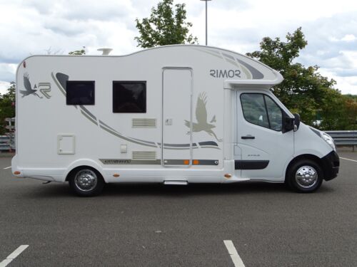 2016 RENAULT 2.3 DIESEL RIMOR KATAMARANO 12P PLUS MOTORHOME 6 BERTH 3500KG LOOK - Picture 2 of 24