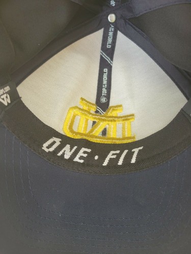 Notre Dame Fighting Irish Navy Blue W/ Shamrock on Back One Size Fits Most - Picture 3 of 5