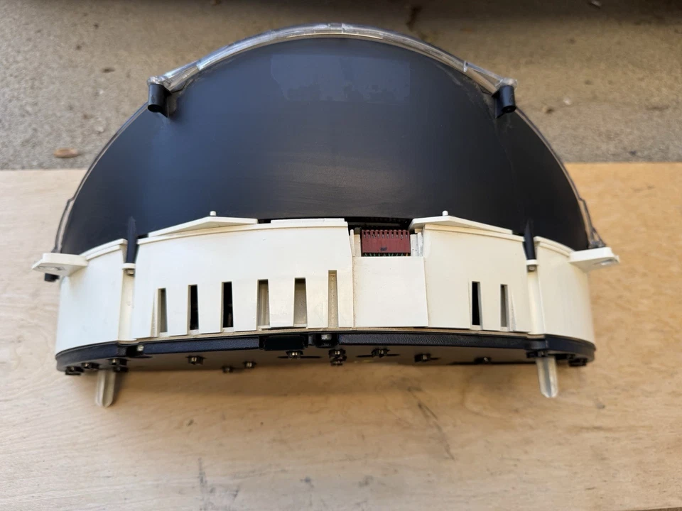 Chevrolet Corvette C4 1994-1996 cuadro de instrumentos odómetro velocímetro Foto 4 de 4