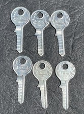 Triumph Key Blank Curtis Tr-6 Ft6r F81e Lot Of 6 Pieces Uncut Tr6 Spitfire Gt6 Triumph Key Blank Curtis Tr-6 Ft6r F81e Lot Of 6 Pieces Uncut Tr6 Spitfire Gt6
