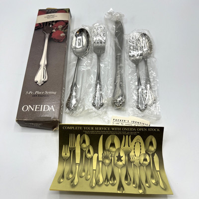 Vintage Oneida Chateau Deluxe Stainless Flatware 5 Pc Place Setting