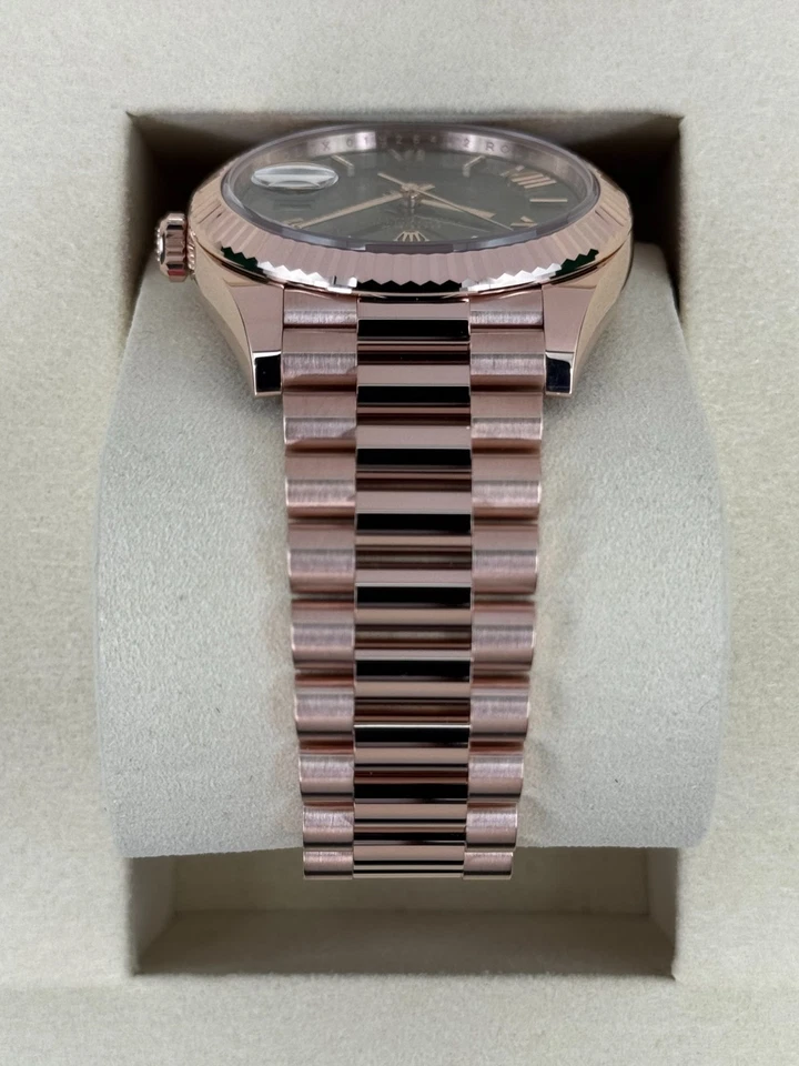 NEW 2025 Rolex Day-Date 40mm 228235 Presidential Rose Gold Olive Dial - Image 4 of 4