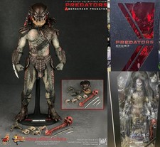 Hot Toys Predators or Prey Berserker 14 inch Action Figure