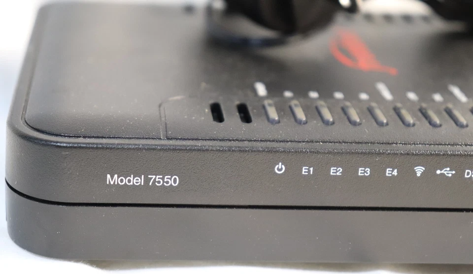 B90-755044-15 Netgear 7550 Frontier ADSL2+ Modem Router MT12-4120100-A1 Intertek - Image 2 of 4