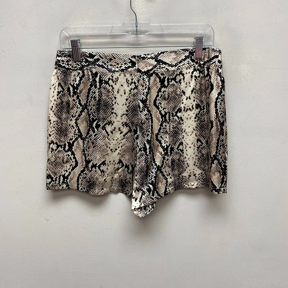 Pantalones Cortos Chinos Cami NYC Para Mujer Beige Piel de Serpiente Forrados en Seda Cremallera Trasera Matilda M Foto 2 de 4