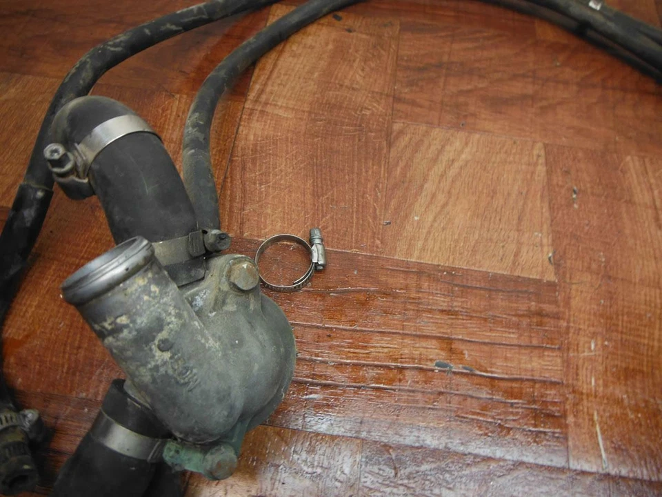 TERMOSTATO HONDA ST 1300 ST1300A ST1300P ST1300PA CON MONTAJE DE CARCASA Foto 3 de 4