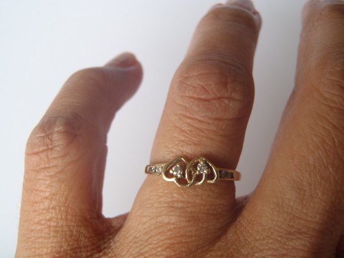 SR 10k Yellow Gold Double Hearts Diamonds Wedding Band Ring 1.25g Size 5 - Picture 9 of 15